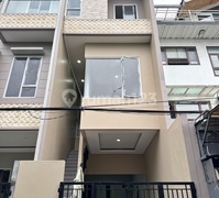 Last Unit! Rumah Baru 4Lantai Siap Huni Dalam Komplek Taman Ratu Jakarta Barat
