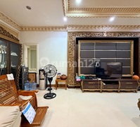 Tinggal Bawa Koper! Rumah Premium 202M2 European Style Taman Palem Lestari Jakarta Barat