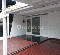 Rumah 1 Lantai SHM di Pinang Emas Pondok Indah