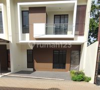 Rumah Siap Huni, Termurah di Jatibening Dekat LRT