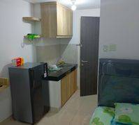 Disewakan unit studio full furnish samping stasiun di bsd