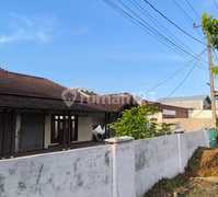 Rumah Luas Strategis Pinggir Jalan Gaperta