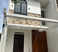 Rumah Baru Jagakarsa, Jakarta Selatan, Perumahan Ada Kolam Renang