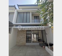Dijual Cepat Rumah Di Bintaro sektor 9 dekat Stasiun