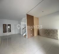 Jual Rugi! Rumah Renovasi Jakarta Garden City - Cluster Alamanda, Cuma 1.7M Nego Sampai Deal! (015)