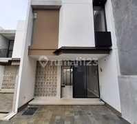 Rumah Dijual Siap Huni Full Furnish Murah di Perumahan Bukit Cirendeu