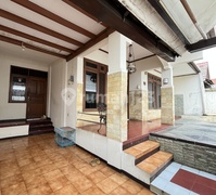 Rumah Siap Huni 2 lantai LT 170, LB 200 di Cinere