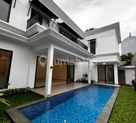 Rumah Baru Gaya Modern di Cilandak Tengah Dekat Citos