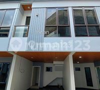 Rumah Murah Di Karang Anyar Sawah Besar, Dekat Husada Mangga Besar