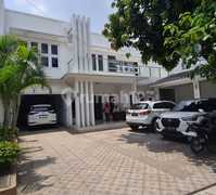 Rumah Kantor Mewah 2lt Di Jatipadang,jakarta Selatan Bbs Banjir