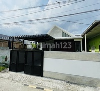 Rumah Siap Huni Dekat Ke Jalan Besar Titi Kuning SHM