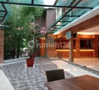 Gedung Mewah 3 Lantai di Prapanca Jaksel Spec Mahal