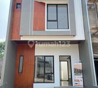 Rumah 2 Lantai Siap Huni Di Pinggir Jalan Raya Parung