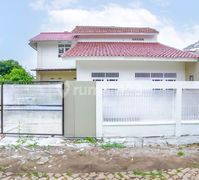 Rumah Hadap Selatan Siap Huni 10 Menit ke Pamulang Square J-27865