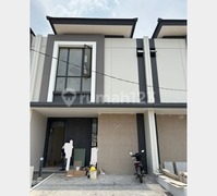 Jual Rumah 2 Lantai Limited Edition Cluster Asya Sentarum Dengan High Ceiling, Lokasi Strategis Di Jakarta Garden City, 015 co 007