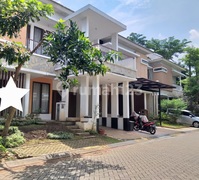 Rumah Furnished di Bintaro Discovery Fiore Sektor 9 Bintaro