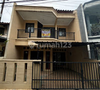 Rumah LB 150 Hadap Selatan 9 Menit ke Gerbang Tol Pondok Kelapa 2 J-38072