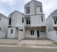 Rumah 2 Lantai 3Kt 3Km SHM Carpot bisa KPR Percetakan.negara