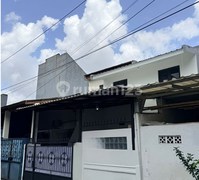 Strategis Jual Rumah 2 Lantai Unfurnished di Perumahan Cengkareng Indah One Gate Sistem, Area Parkir Penghuni & Tamu Akses ke Bandara Soekarno-Hatta Dekat ke Mall Puri Indah, Central Park