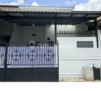 Dijual Rumah Cengkareng Indah 2 Lantai Semi Furnish Bagus & Terawat Luas Tanah 6X15m2 SHM Lokasi Nyaman Security 24 Jam di Kapuk Jakarta Barat