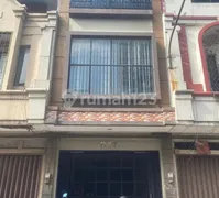 DiJual Ruko minimalis baru renovasi Ruko Pelangi dekat mal green sedayu Cengkareng