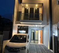 451. Dijual Rumah Baru 2 Lantai dalam komplek Palapa Pasar Minggu Jakarta Selatan Siap Huni Bebas Banjir