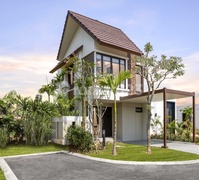 Dijual Rumah 2 Lantai Kondisi Baru Bebas Macet Depan Akses Tol Persis