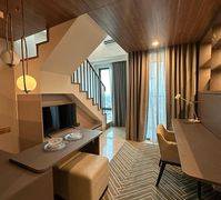 Penthouse Artistik, Lokasi Strategis Tengah Kota Di Kemang