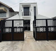 Rumah Klasik Eropa Rasa Istana di Cinere Mungil, Mewah, dan Megah