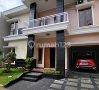 Hunian Eksklusif Sriwedari Cibubur - Full Furnish, Bangunan 2 Lantai