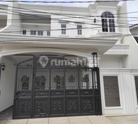 Rumah Bagus American Classic Di Joglo Kembangan Jakbar Dekat Toll