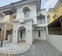 Murah, Dekat LRT Harjamukti & Tol, Rumah 2 LT Baru Renovasi