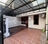 MURAH !! DIJUAL RUMAH KOPYOR TIMUR SIAP HUNI 1 LANTAI KOSONGAN