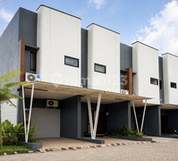Rumah 2 Lantai Ter Worthit dengan Fasilitas Lengkap Aman Dari Banjir