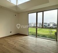 Dijual Rumah Pik Baru Golf Island Siap Huni View Golf