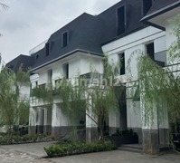 Rumah Mewah 3 Lantai di Komplek Eksklusif Pondok Indah - Ada Rooftop, Dekat Pim