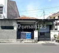 Murah Sekali,Turun Harga Rumah Tua Hargain Tanah Akses 2Mbl Tebet