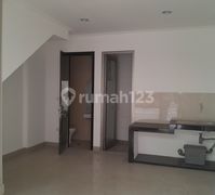 Disewakan Rumah Pik2 Tahap 2 Belum Pernah Tersewa Brand New