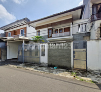 Rumah Siap Huni Dekat Blok M Layout Lapang Akses Jalan Lebar