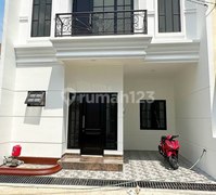 Jual Rumah 2 Lantai Modern Klasik di Condet Jakarta Timur