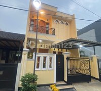 Dijual Rumah Full Furnish 4 Kamar Tidur di Pondok Kelapa (Br)