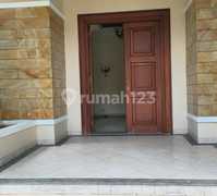 Rumah Mewah Wijaya Jaksel - Aset Prestisius dengan Nilai Tinggi !!