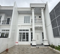 Rumah Mewah Murah 2 Lantai di Jagakarsa Jakarta Selatan dengan Tanah Luas dan Area Strategis