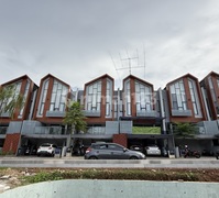 Rumah Mewah 2 Lantai Scandinavian Ternyaman di Cinere Kota Depok