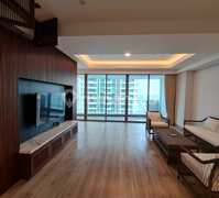 Disewakan Bulanan Apartement St. MORITZ TOWER NEW AMBASADOR 4BR LUAS 168M Di Kembangan Jakarta Barat