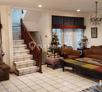 Rumah 2 Lantai 15x18 6+2 Kt Akses Dekat Jl. Raya Fatmawati