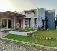 Rumah Hook Depan Shila at Sawangan, Perumahan Panorama Residence