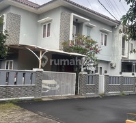 Hot Deal! Rumah Fully Furnished Cipayung Jakarta Timur - Harga 3,6 M (Nego Sampai Jadi)
