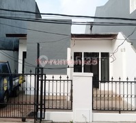 Dijual Rumah Komplek Bcs Kelapa Gading 1 Lantai Mungil Cantik Cocok untuk Keluarga Kecil (Kg005081)