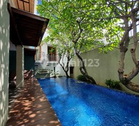 Luxury Tropical House At South Jakarta !